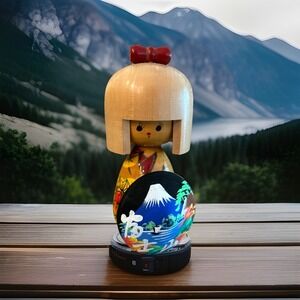 Vintage Style‎ Mt. Fuji Kokeshi Doll With Integrated Hand-painted Disc